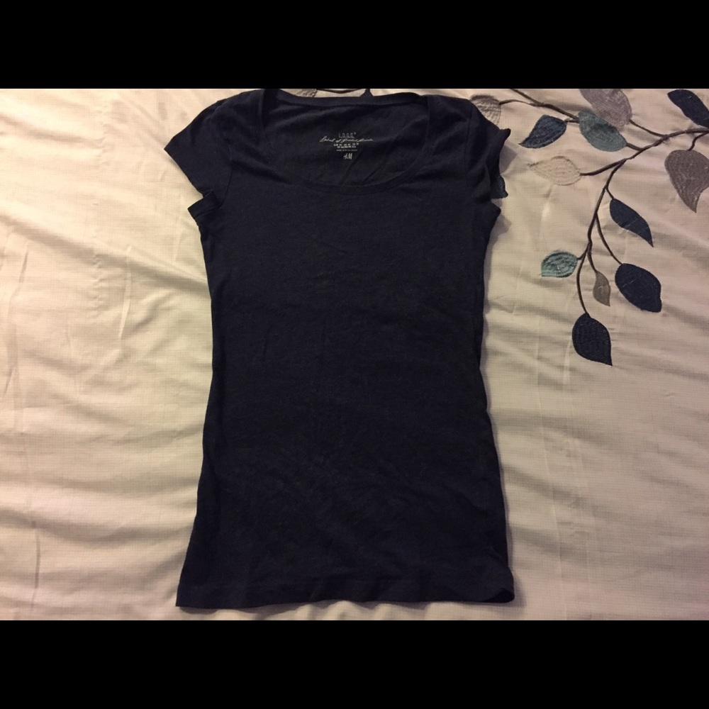 Women’s Extra Small navy blue H&M T-Shirt